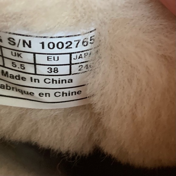 UGG Sequin Color Change Boots - Picture 12 of 14